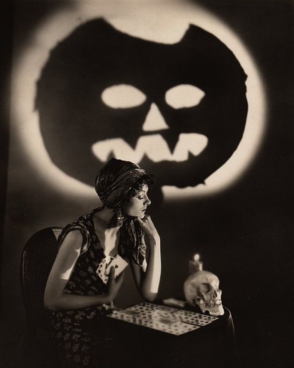 halloween-myrna-loy