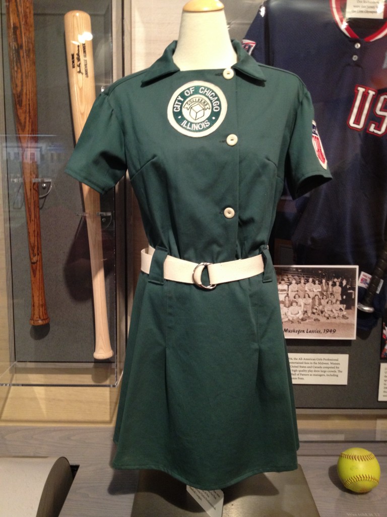 A replica uniform of the one used during road games by the Chicago Colleens. (Photo by Zim) A replica uniform of the one used during road games by the Chicago Colleens. (Photo by Zim)